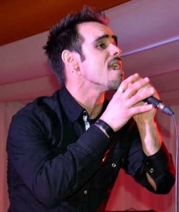Jomani-on-stage-gala-dos-artistas-2015
