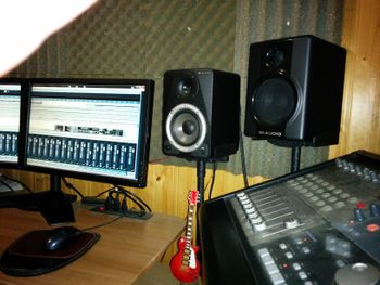 Studio New Wave Productions
