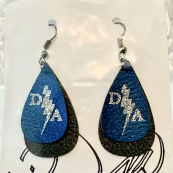 DA leather earrings 