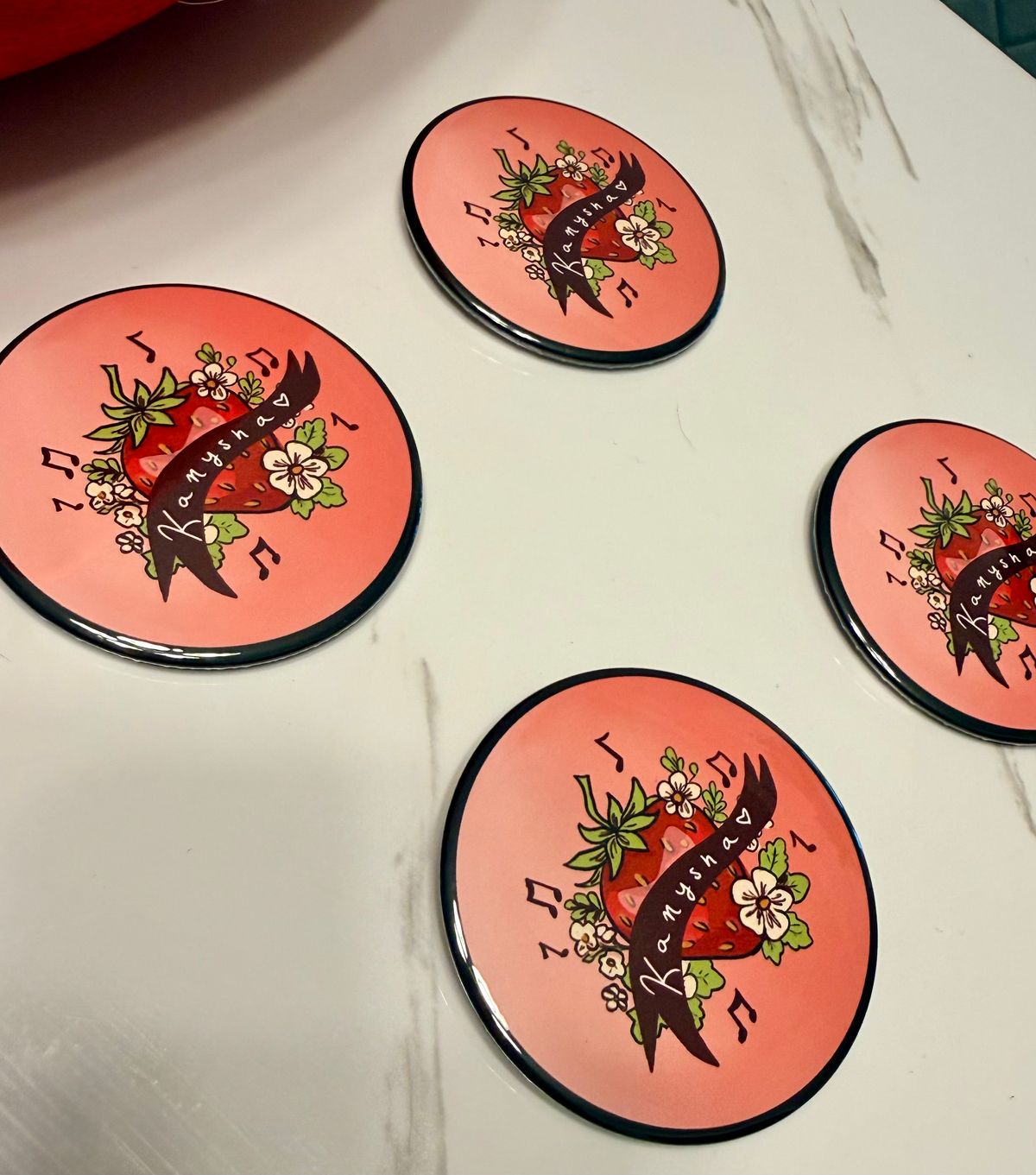 "Kanysha" Buttons