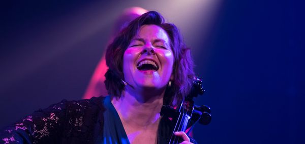 Alyssa Wright, cellist, singer-songwriter