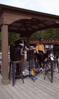 Live music at Creekbend