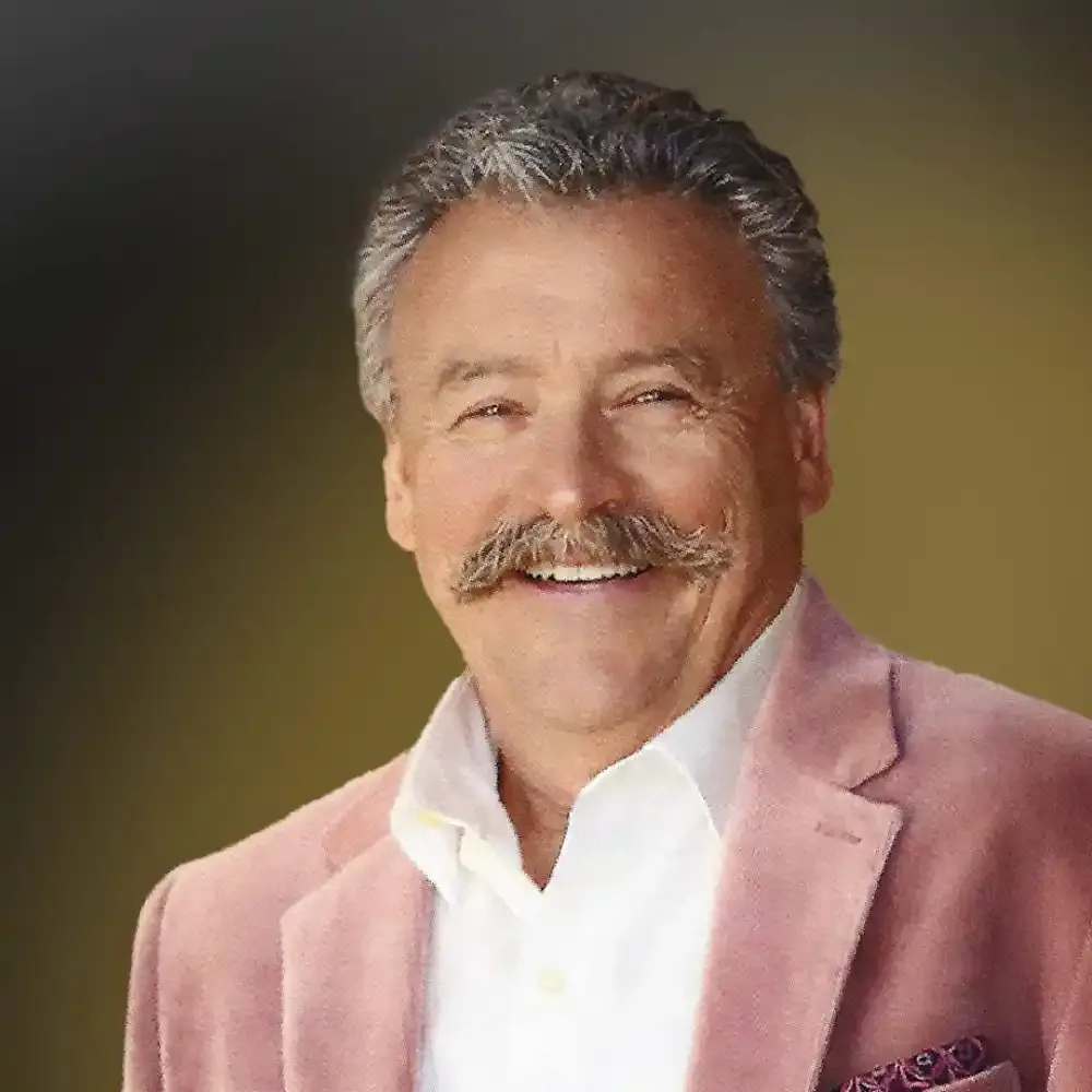 Headshot of Darrell Marshall