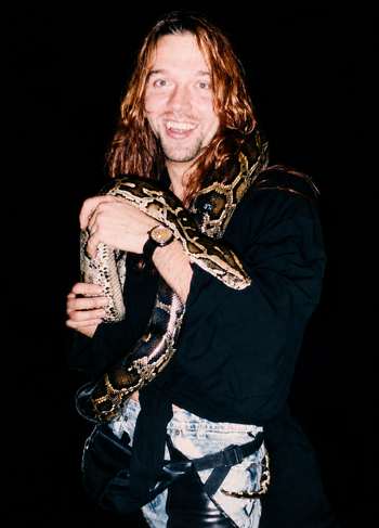 Snake charmer, Flint MI , Conto's
