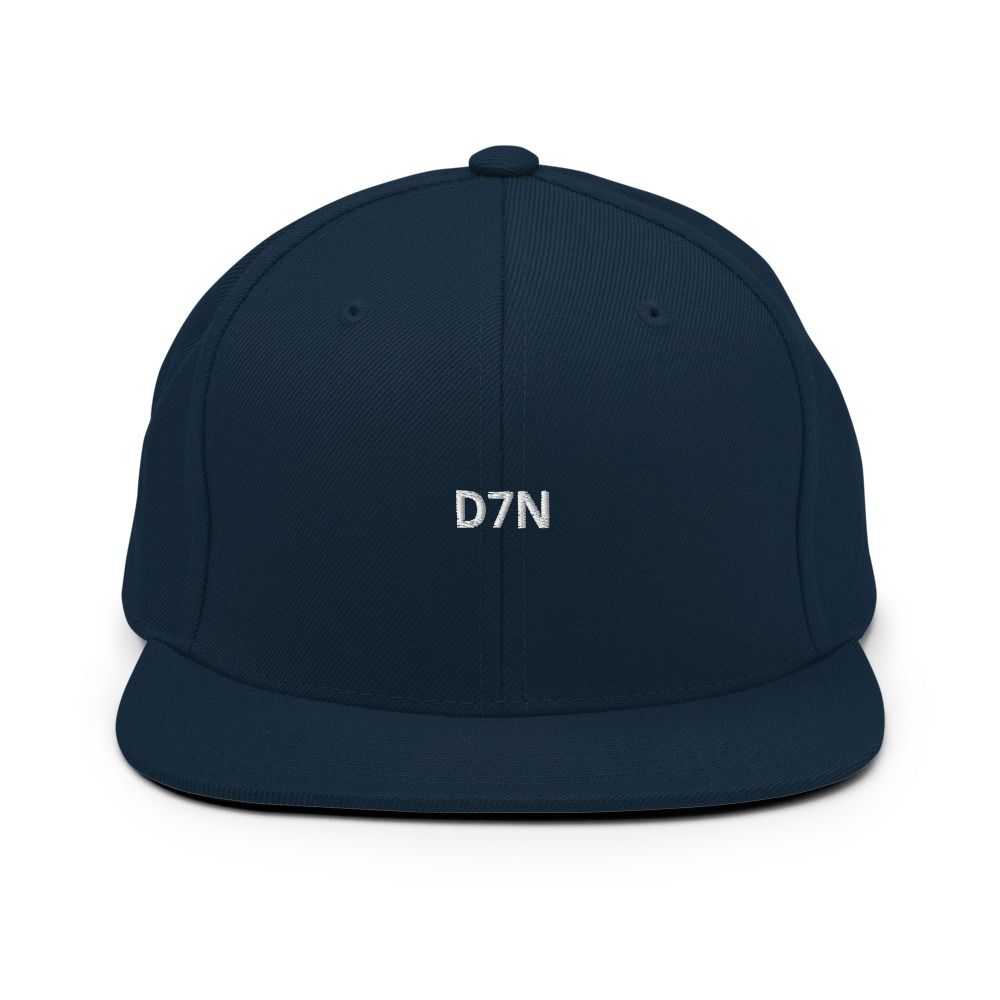 D7N Classic Snapback – Embroidered Logo