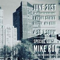 Mike Roi solo acoustic