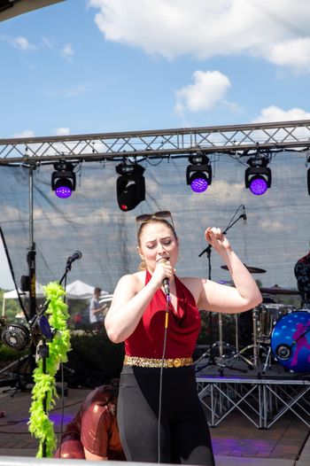 Groovalicious at Big Cork Vineyards August 2022

