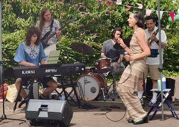 Jazzy Essy, Open Tuinen 2026, Uitgeest
