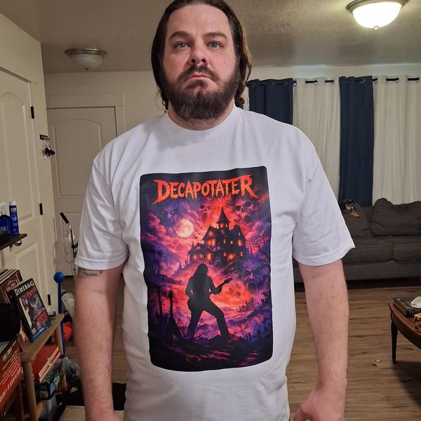 T shirt Haunted house