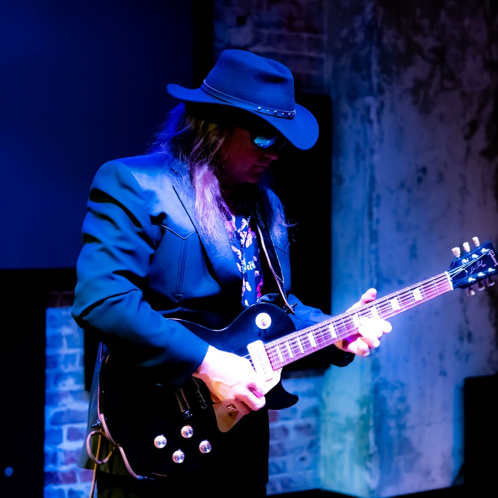 Tedd Graves Promo PIc