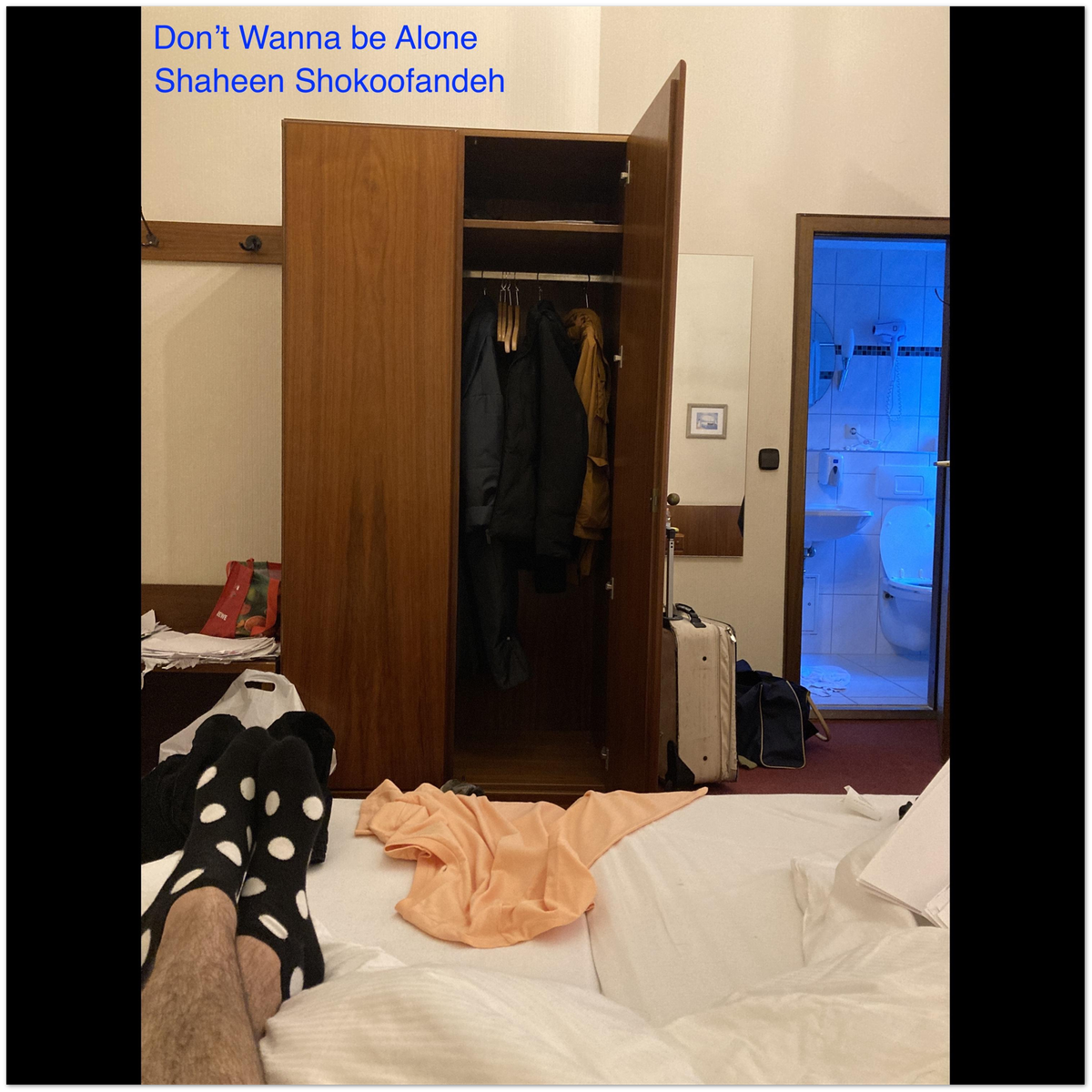 Don't wanna be alone - Fine Art Poster