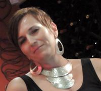 Tania Grubbs Vocalist