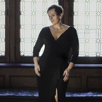 Tania Grubbs Vocalist