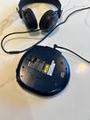 CD PLAYER BLUE WORKS PERFECT 