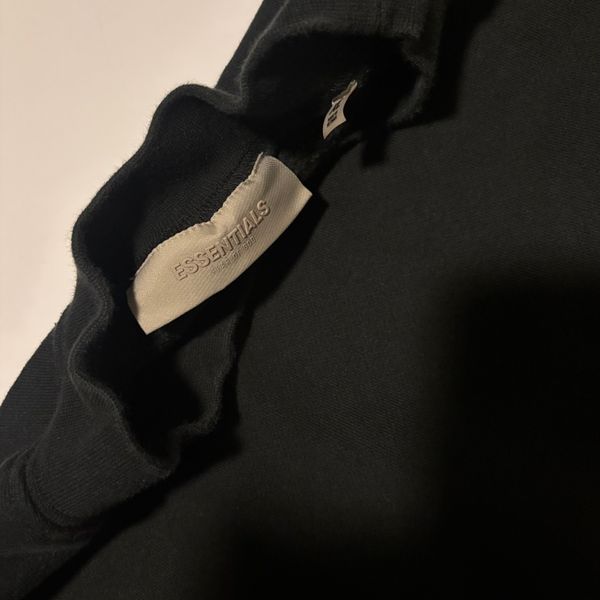 Fear of God  Used Essentials crewneck size KL