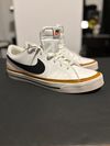 Nike court legacy Men's size 11.5 Mid Athletic Sneakers DH3152-100
