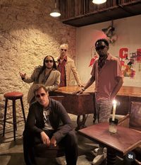 JORDI IZQUIERDO SANTIAGO con LOS KANDELARIOS y con (GEORGE LEFT and the Guilty Saints)