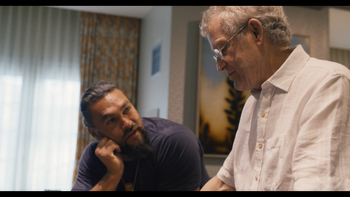 Frets (Richard) and Jason meet and talk about the guitar "Blessing" owned by Frets for 56 years.
