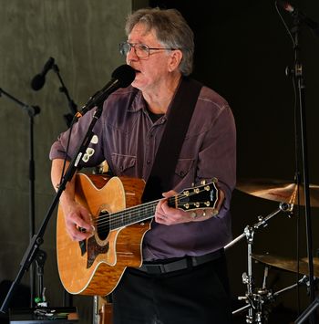Michael Capella
