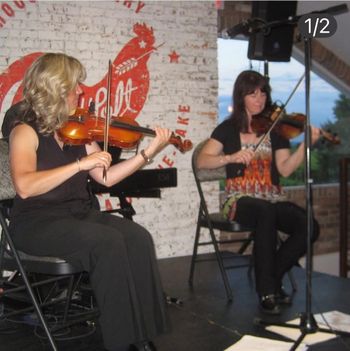 Bb Sisters performing at the Music Niagara Festival, Niagara-on-the-Lake, ON
