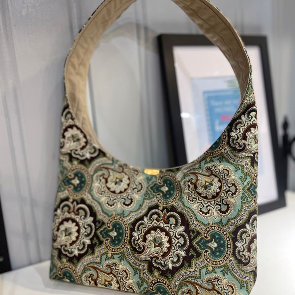 "Hobo" Shoulder Bag