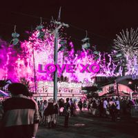 LOVE / XO by K,BYE