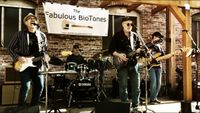 The Fabulous BioTones Invade Penngrove!