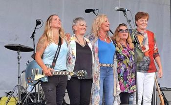 L - R: Sarah Smith, Dale Anne Brendon, Cheryl Lescom, Chuckee Zehr & Alison Dale
