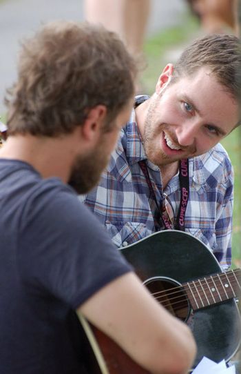 Ottawa Folk Festival, 2010. Candidate image from the Drive album ‘2010 Ottawa Folk Festival — Craig and Rowan candidates’; photographer and identities pictured unconfirmed. Source: Google Drive album.

