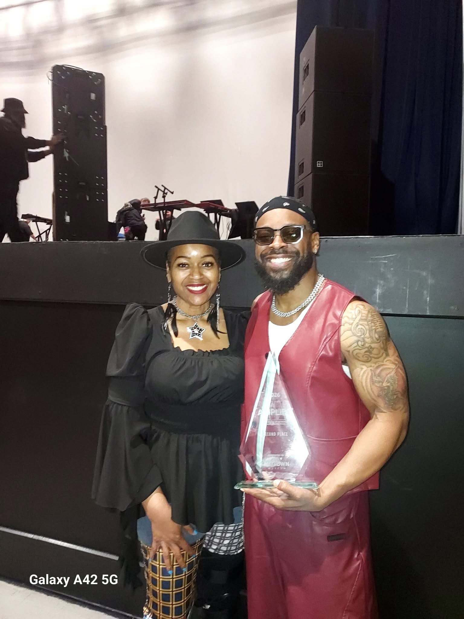 LG³ and LaShell Renee — a family moment with LG’s Motown award.