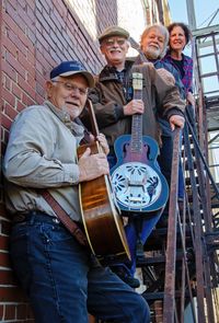 Live at Lost Trail Winery