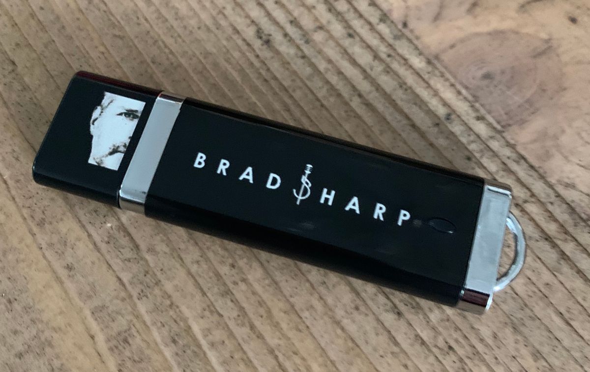 Mindset album + Acoustic versions USB drive