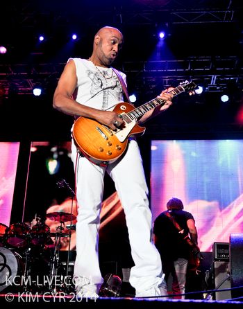 SAMMY HAGAR ROCK THE PARK 2014 PHOTOGRAPHY BY KIM CYR
