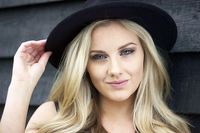 Hannah Paris @Sofar Sounds Colchester