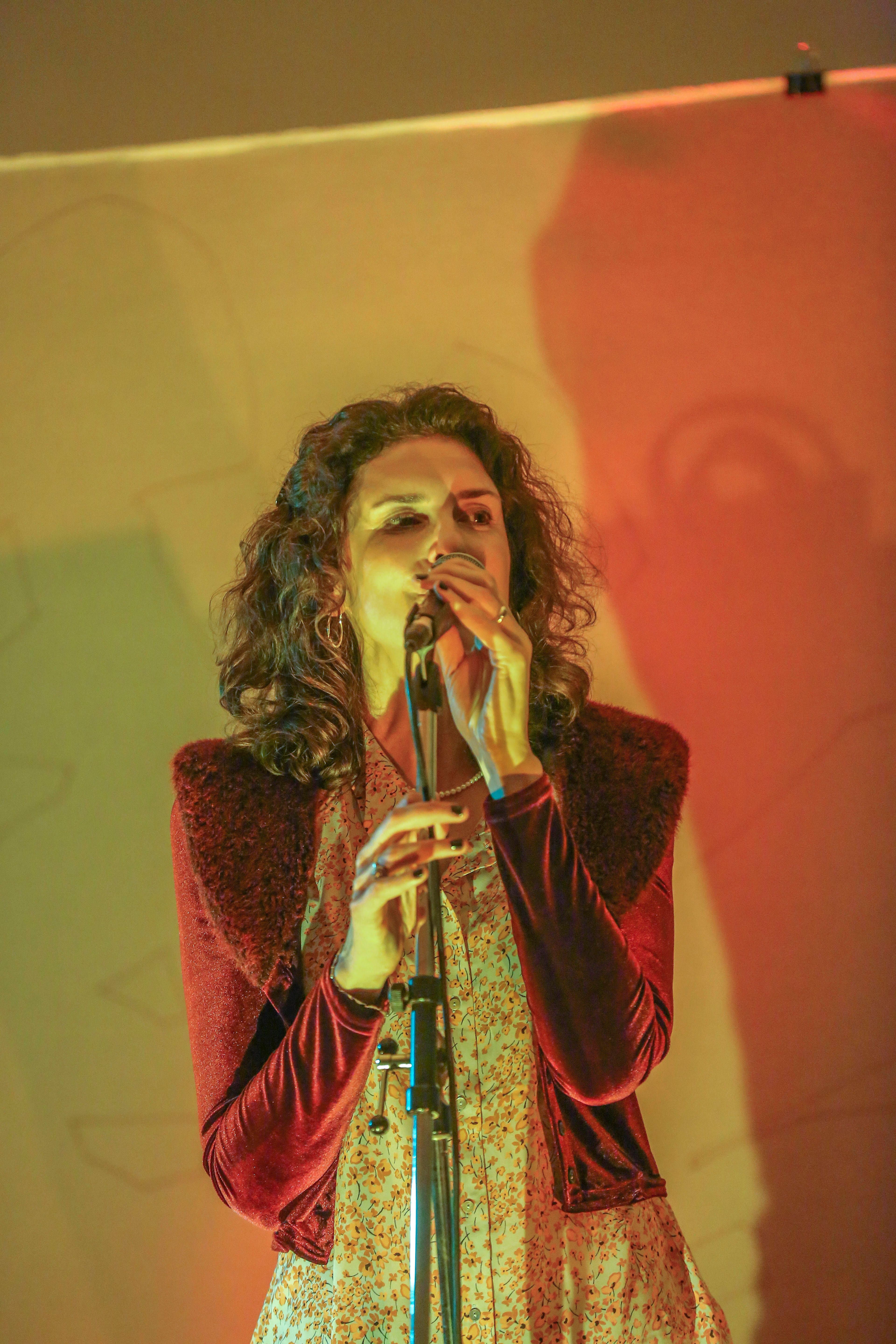 Beth Hirsch — Photo