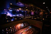 Deuce 'n a Quarter Live Recording at Notes