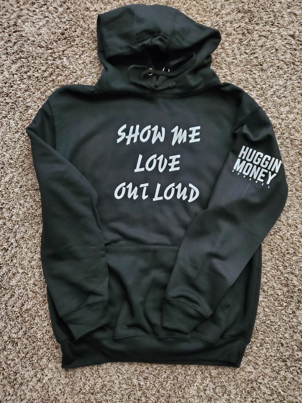 UNISEX LOVE OUT LOUD HOODIE