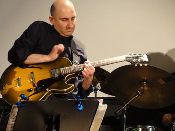 Lou at the 2015 Takoma Park JazzFest Brawl (with the 1961 Epiphone Sorrento)
