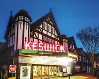 STARMAN performs at Keswick Theatre 