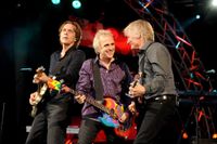 The ORCHESTRA Starring FORMER ELO MEMBERS