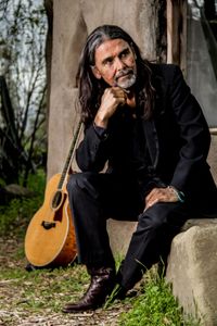 Jess Wayne @ Sol Food in Arroyo Secco