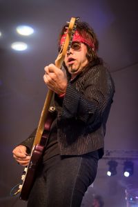7 Bridges : The Ultimate EAGLES Experience (Eagles Tribute Band)