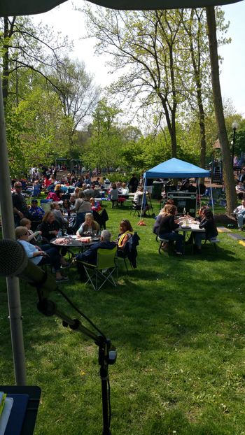 Wine on the Fox 2016
