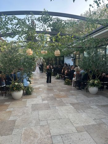 Strings in the garden at Galleria Marchetti. An intimate Chicago setting made even more beautiful with live music.
