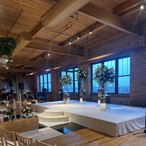 skyline loft bridgeport art center wedding photo