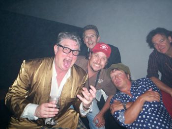Gav & Mental as Anything
