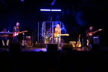 HOUSE OF BLUES
