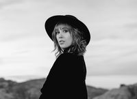 Savannah King @ The Living Room Ahwatukee
