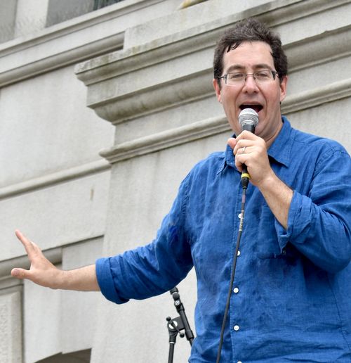 Mark Binder - performing live at PVDFest (photo by Sheryl Kopel)
