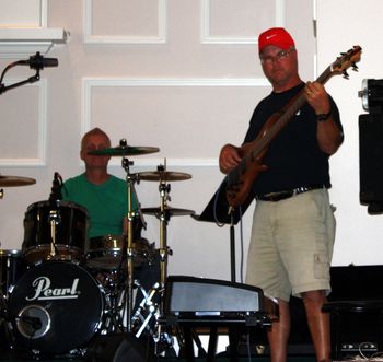 Setting up and sound check
